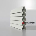 Ламели для забора жалюзи Luxe Л RAL 9002 – покрытие матовое, толщина 0,45 мм в Барнауле  | фото 2